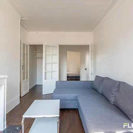 1br Flat Passy District Near Eiffel 16e Paryż