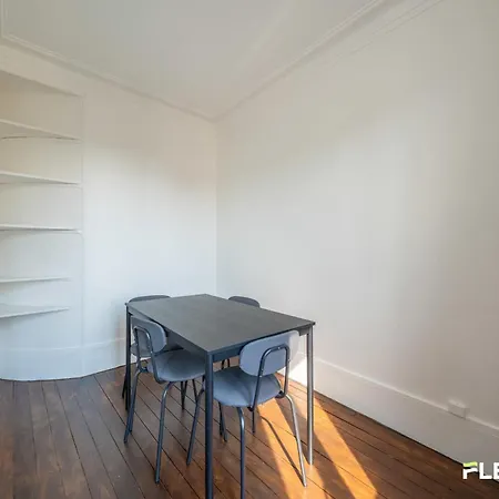1br Flat Passy District Near Eiffel 16e Paryż