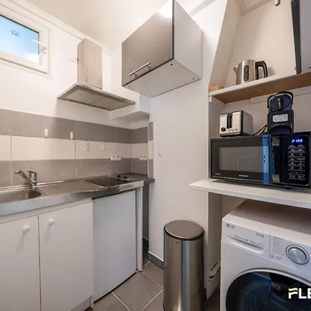 1br Flat Passy District Near Eiffel 16e *