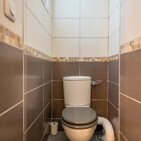 1br Flat Passy District Near Eiffel 16e شقة *